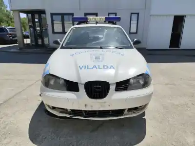Véhicule à la ferraille SEAT CORDOBA (6L2)  de l'année 2003 alimenté ATD,AXR,BMT