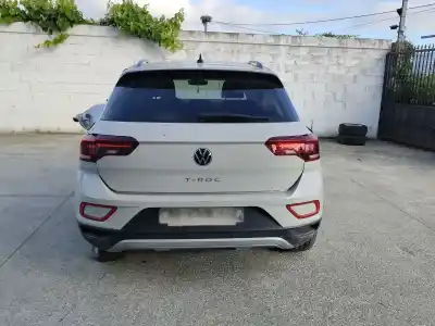 Scrapping Vehicle volkswagen t-roc (a11, d11) 1.0 tsi of the year 2022 powered dlaa