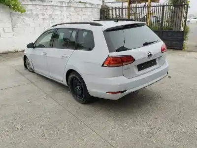 Veículo de Sucata volkswagen golf vii variant (ba5, bv5) 1.6 tdi do ano 2019 alimentado ddya,dgte