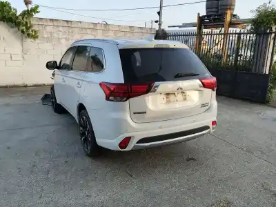 Veículo de Sucata MITSUBISHI OUTLANDER III (GG_W, GF_W, ZJ, ZL, ZK)  do ano 2018 alimentado 4B11,S61,Y61