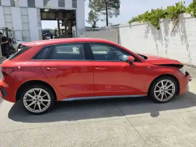 Veículo de Sucata audi a3 sportback (8ya) 35 tdi do ano 2023 alimentado dsrb,dtsa,dtsb,dxpa