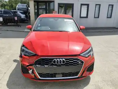 Veículo de Sucata audi a3 sportback (8ya) 35 tdi do ano 2023 alimentado dsrb,dtsa,dtsb,dxpa