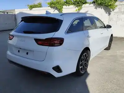 Veicolo di demolizione kia ceed tourer (cd) 1.0 t-gdi dell'anno 2025 alimentato g3lc,g3le