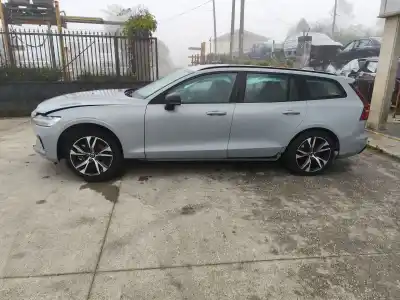 Scrapping Vehicle volvo v60 ii (225) b4 mild-hybrid of the year 2025 powered b 420 t5,b 420 t6