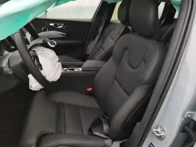 Scrapping Vehicle volvo v60 ii (225) b4 mild-hybrid of the year 2025 powered b 420 t5,b 420 t6