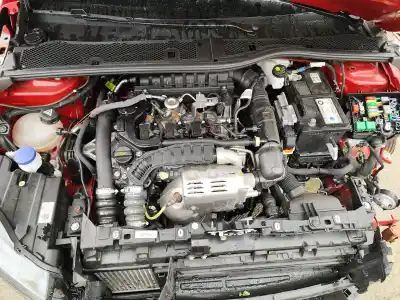 Veicolo di demolizione opel corsa f 1.2 (68) dell'anno 2024 alimentato f 12 xhl (eb2adtd)