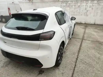 Здавання транспортного засобу peugeot 208 ii (ub_, up_, uw_, uj_) 1.2 puretech 75 року 2024 потужний hmg (eb2famd),hmh (eb2fad)