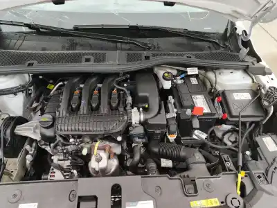 Здавання транспортного засобу peugeot 208 ii (ub_, up_, uw_, uj_) 1.2 puretech 75 року 2024 потужний hmg (eb2famd),hmh (eb2fad)