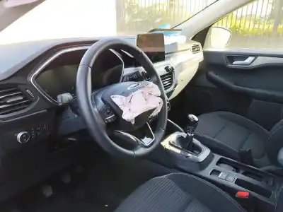 Scrapping Vehicle ford kuga iii (dfk) 2.0 ecoblue mhev of the year 2021 powered yldc