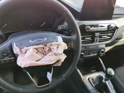 Scrapping Vehicle ford kuga iii (dfk) 2.0 ecoblue mhev of the year 2021 powered yldc