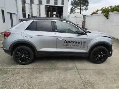 Veículo de Sucata volkswagen t-roc (a11, d11) 1.0 tsi do ano 2024 alimentado dlaa