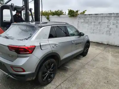 Hurda Aracı volkswagen t-roc (a11, d11) 1.0 tsi yılın 2024 güçlü dlaa