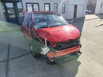 Veículo de Sucata toyota yaris (_p13_) 1.0 (ksp130_) do ano 2016 alimentado 1kr-fe