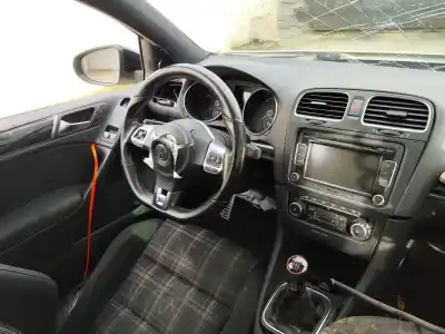 Veículo de Sucata volkswagen golf vi (5k1) 2.0 gti do ano 2010 alimentado cczb