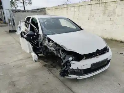 Veículo de Sucata volkswagen golf vi (5k1) 2.0 gti do ano 2010 alimentado cczb