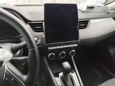 Veículo de Sucata renault arkana i (lcm_, ldn_) 1.6 e-tech 145 (ldmu) do ano 2023 alimentado h4m 632