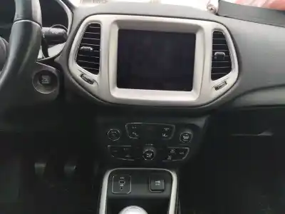 Veículo de Sucata jeep compass (mp, m6, mv, m7) 1.4 multiair do ano 2018 alimentado 552 63 624,eaq