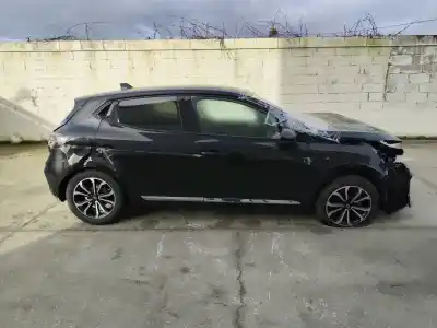 Veículo de Sucata renault clio v (b7_) tce 90 (b7mt) do ano 2025 alimentado h4d 450,h4d 470