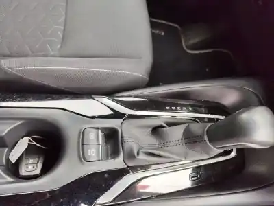 Sloopvoertuig toyota corolla fastback (_e21_) 1.8 hybrid (zwe211) van het jaar 2019 aangedreven 2zr-fxe