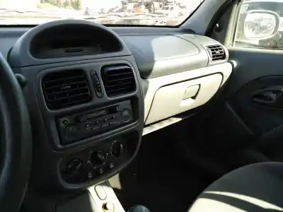 Здавання транспортного засобу renault clio ii (bb_, cb_) 1.2 (bb0a, bb0f, bb10, bb1k, bb28, bb2d, bb2h, cb0a,... року 2000 потужний d7f 710,d7f 720,d7f 722,d7f 726,d7f 744,d7f 746,d7