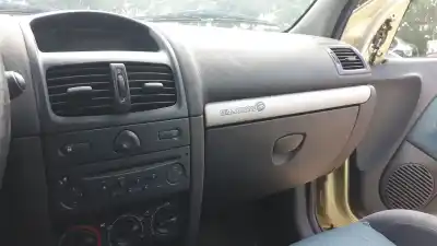 Утилизация автомобиля renault                                            clio ii fase ii (b/cb0)                                                                                                                                                                                                                                    authentique                                                                                                                                                                                                                                                года 2003 питание 