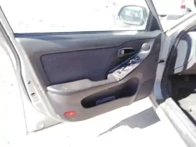 Scrapping Vehicle hyundai elantra iii (xd) 2.0 crdi of the year 2001 powered d4ea