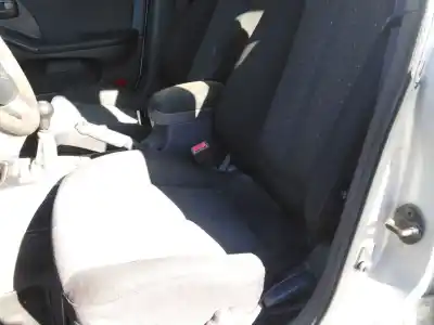 Scrapping Vehicle hyundai elantra iii (xd) 2.0 crdi of the year 2001 powered d4ea