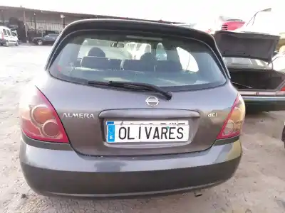 Veículo de Sucata nissan almera ii hatchback (n16) 2.2 dci do ano 2006 alimentado yd22ddt