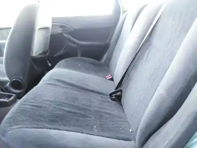 Veículo de Sucata ford focus i turnier (dnw) 1.8 turbo di / tddi do ano 1999 alimentado c9da