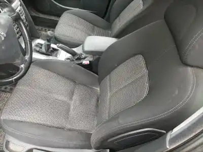 Scrapping Vehicle peugeot 407 (6d_) 1.8 (6d6fzb) of the year 2004 powered 9hz