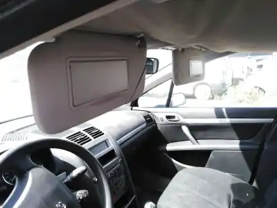 Scrapping Vehicle peugeot 407 (6d_) 1.8 (6d6fzb) of the year 2004 powered 6fz