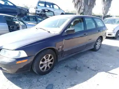 Здавання транспортного засобу volvo v40 ranchera familiar (645) 1.6 року 2000 потужний b 4164 s2
