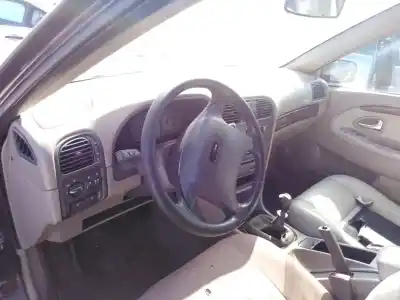 Здавання транспортного засобу volvo v40 ranchera familiar (645) 1.6 року 2000 потужний b 4164 s2