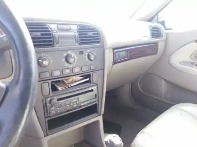 Здавання транспортного засобу volvo v40 ranchera familiar (645) 1.6 року 2000 потужний b 4164 s2