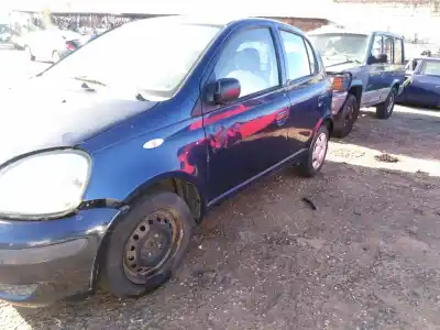 Veicolo di demolizione toyota yaris (_p1_) 1.0 (scp10_) dell'anno 2003 alimentato 1sz-fe