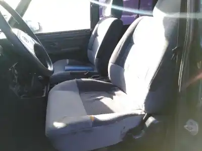Здавання транспортного засобу ssangyong korando family 2.5 d a las 4 ruedas року 1993 потужний xd3p