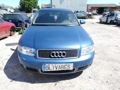 Vehículo de desguace audi a4 berlina (8e) * del año 2003 con motor awa