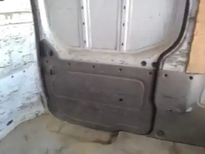 Veículo de Sucata renault trafic combi (ab 4.01) 1.9 diesel do ano 2006 alimentado f9q760