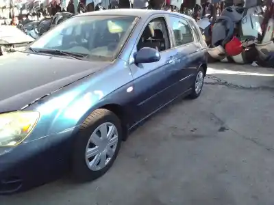 Scrapping Vehicle kia cerato i fastback (ld) 1.5 crdi of the year 2006 powered d4fa
