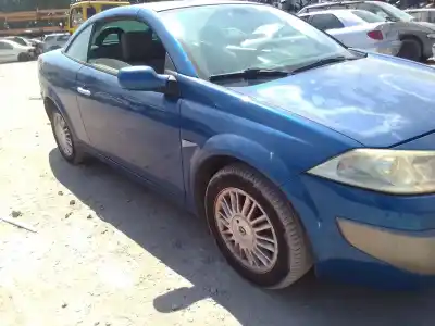 Vehículo de desguace renault megane ii coupe 1.9 dci diesel del año 2006 con motor f9q e8