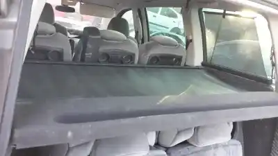 Veicolo di demolizione citroen c8 2.0 hdi fap cat dell'anno 2003 alimentato rht