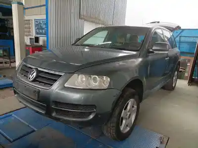 Vehículo de desguace volkswagen touareg (7la) del año 2002 con motor bac