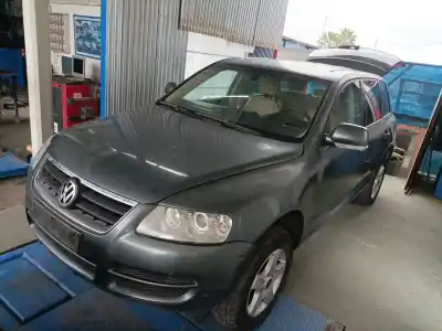 Vehículo de desguace volkswagen touareg (7la) del año 2002 con motor bac