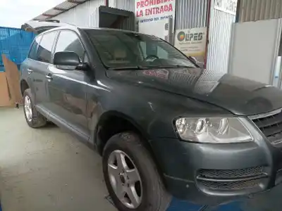 Vehículo de desguace volkswagen touareg (7la) del año 2002 con motor bac