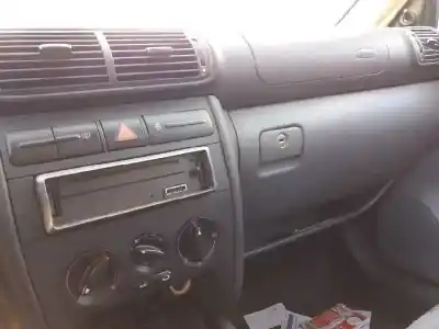Утилизация автомобиля seat leon (1m1) 1.6 16 v года 2002 питание alh