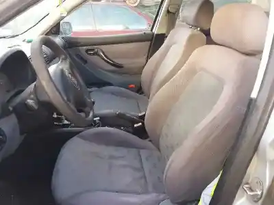 Утилизация автомобиля seat leon (1m1) 1.6 16 v года 2002 питание alh