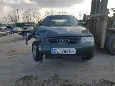 Veicolo di demolizione audi                                               a3 (8l1)                                                                                                                                                                                                                                                   1.9 tdi                                                                                                                                                                                                                                                    dell'anno 2000 alimentato atd,axr