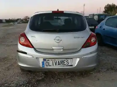 Здавання транспортного засобу opel corsa d color edition 120 cv / 88 kw року 2006 потужний 
