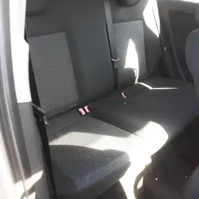 Здавання транспортного засобу opel corsa d color edition 120 cv / 88 kw року 2006 потужний 