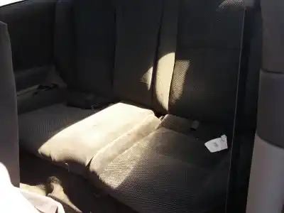 Sloopvoertuig alfa romeo 147 (190) 1.9 jtd distinctive van het jaar 2002 aangedreven 937a2000